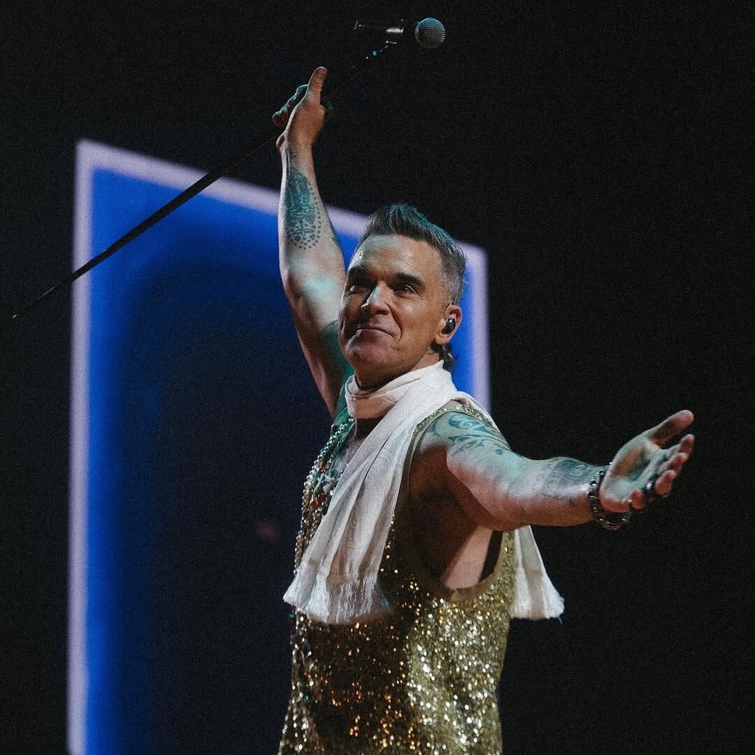 Robbie Williams Konserleri Turu (14) Robbie Williams Konserleri Turu (14)
