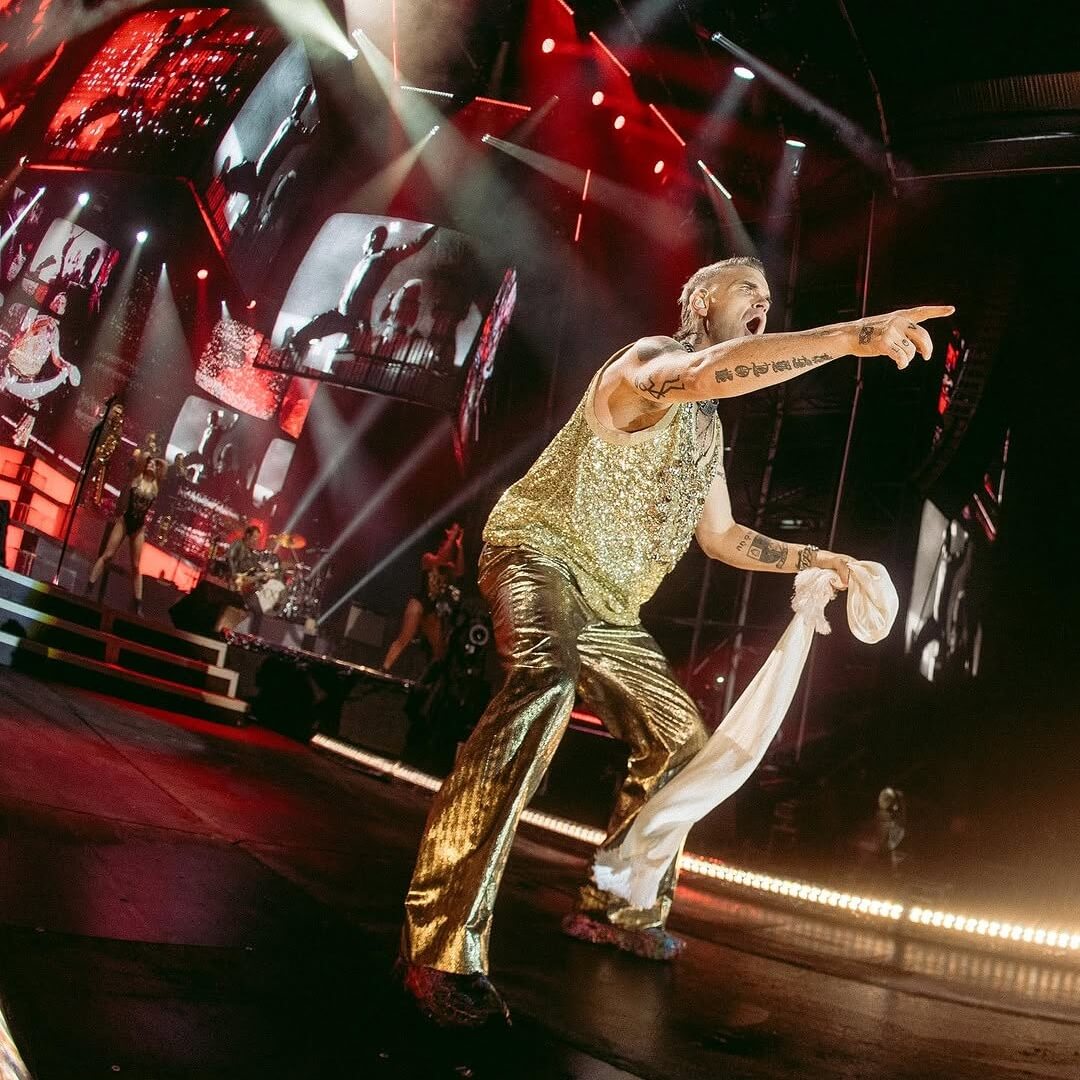 Robbie Williams Konserleri Turu (7) Robbie Williams Konserleri Turu (7)